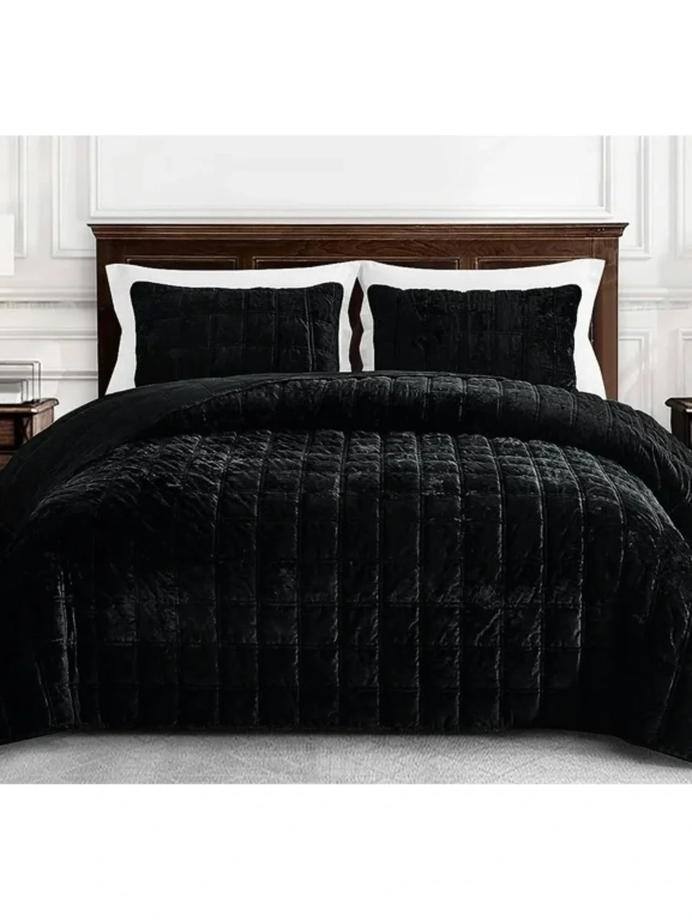 Plush Velvet Quilted Queen 3 piece quilt Set - Black